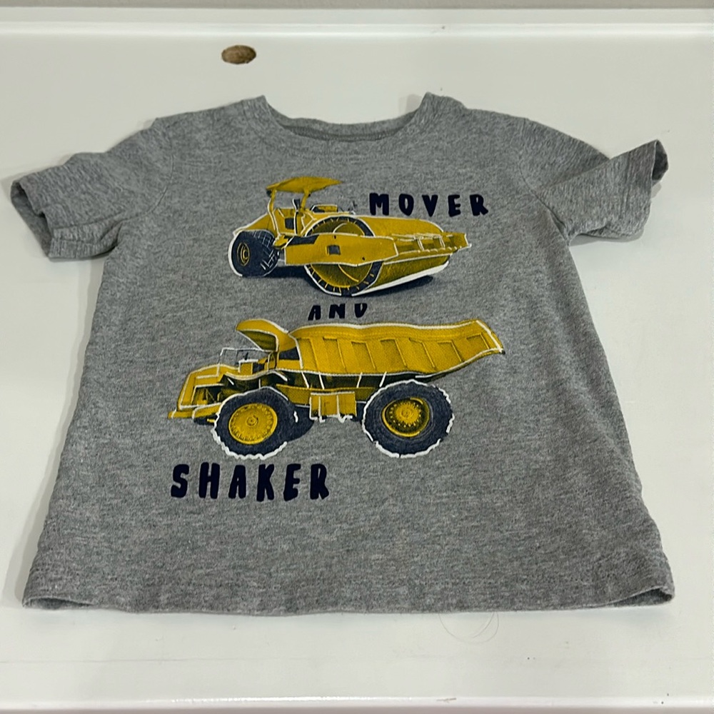 Carters Brand 2T shirt